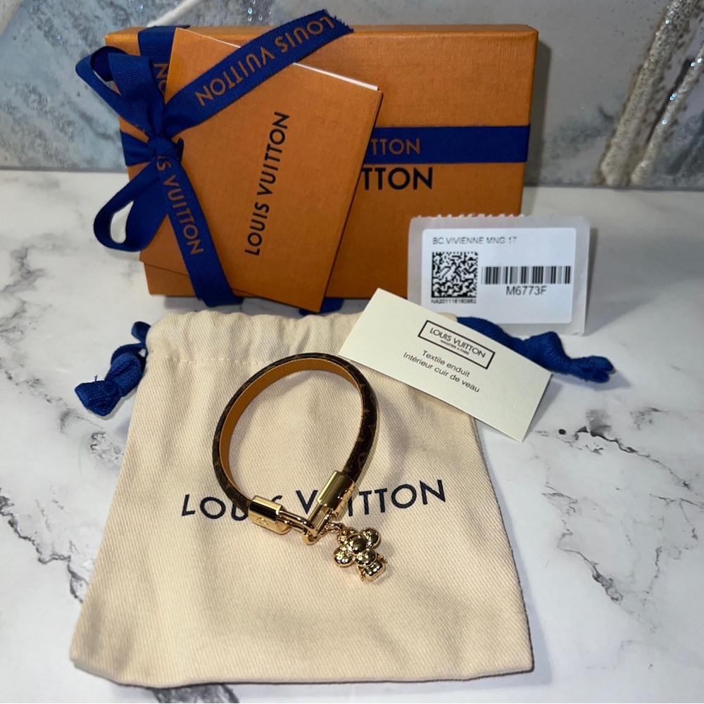 NIB Authentic Louis Vuitton Vivienne bracelet Size 17 M6773F